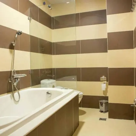 Cindy Hotel & Apartments - Khach San Can Ho O Trung Tam Tp Hai Phong Exterior photo