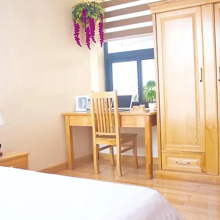 Cindy Hotel & Apartments - Khach San Can Ho O Trung Tam Tp Hai Phong Exterior photo